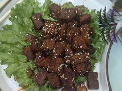 -伊源鼎盛餐饮服务有限公司