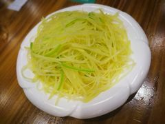 -秦韵轩·西安小馆(贻成福地广场店)