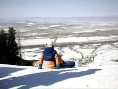 -丝绸之路山地度假区滑雪场