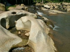 -四会奇石河风景区