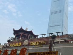 -黄兴南路步行商业街