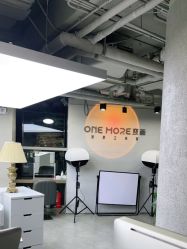 -变画·发型STUDIO