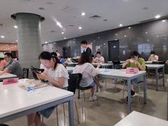 -浦东图书馆读者餐厅