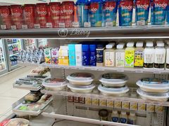 -全家便利店(江湾镇站店)