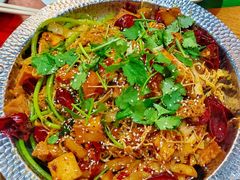 -银鼎轩麻辣香锅(丹尼斯2天地店)