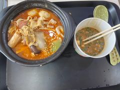 -锅神麻辣烫
