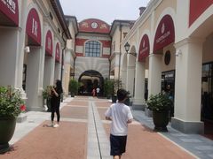 -佛罗伦萨小镇广佛名品奥特莱斯(疏港路店)