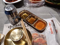 -草家酱蟹炭火烤肉店(珲春南路一店)