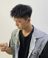 -丝语萱形象