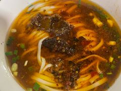 -矮子粉店1985·长沙米粉(湘春路店)