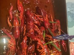 麻辣小龙虾-馋嘴猫北京食堂·烤鸭·宵夜(亚运村店)