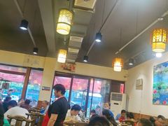 大堂-肖肖酸萝卜鱼火锅(总店)