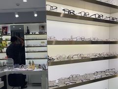 -视野联行眼镜蔡司·依视路官方授权店(顺城店)