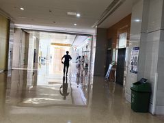 -711便利店(第二儿童医院店)