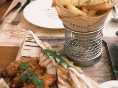 -Mark&Mars Restaurant