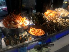 自助取餐区-广州花园酒店·凌璇阁旋转餐厅CAROUSEL360