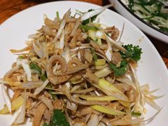 -蒙艾里民族传统菜蒙餐