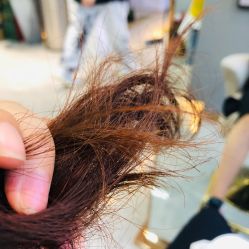 -V+SALON造型
