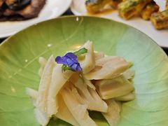 -湖畔鲁菜·二十年老字号餐厅(大明湖店)