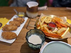 -Dragon Pizza•圆脸龙披萨·牛排餐厅