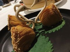 栗茸天鹅酥-白天鹅宾馆-宏图府餐厅