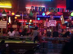 -J Daeng Seafood