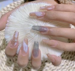 -悦指间美甲美睫