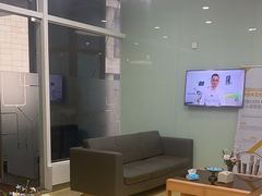 -雅悦齿科(顾村公园店)