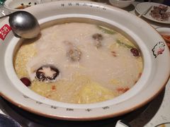 -三人行骨头王火锅(长寿店)