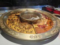 -哥老官重庆美蛙鱼头(日月光店)
