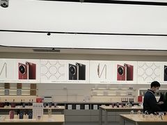 -华为授权体验店(中山公园来福士)