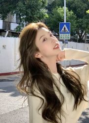 -安蒂护肤造型