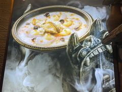 -老牌坊云南鱼豆花火锅(爱建店)