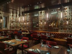 -恰餐厅及酒吧 CHAR Bar & Grill (北京丽都皇冠假日店)