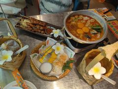 -小小集渔·泰式大排档(太古里香槟店)