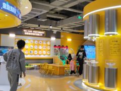 -周黑鸭(武汉汉阳区江城大道永旺店)