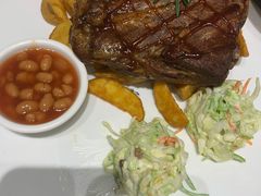 BBQ猪肋排配番茄焗豆-娜娜家·Nana's restaurant(国金汇店)