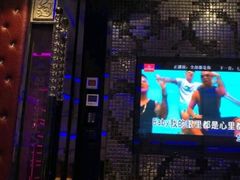 -蓝尊量贩(黄河路店)