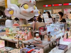 -泡泡玛特POPMART(蓝色港湾店)