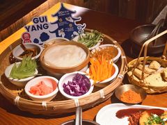 -包整·丝娃娃(甲秀楼景观店)