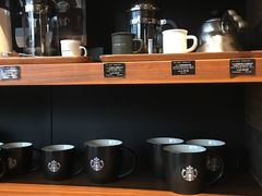 -星巴克(东莞常平富盈广场店)