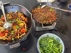 酸菜牛肉火锅-银满斗(步行街总店)