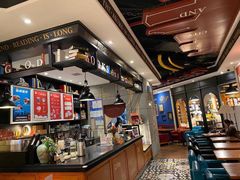 -西西弗书店&矢量咖啡(壹方购物中心店)