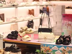 -王府井奥莱临潼小镇(临潼店)