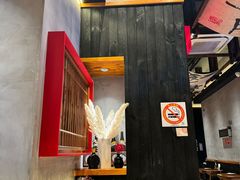 -8PINTS八品脱·日料·烧鸟·精酿小酒馆(莘庄店)