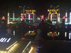 -亚龙湾亚泰商业街