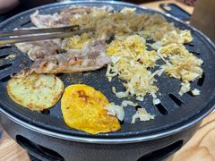 -青瓦餐厅·生鱼片·韩园烤肉(西塔店)