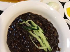 炸酱面-桃园中华料理炸酱面(燕儿岛路店)