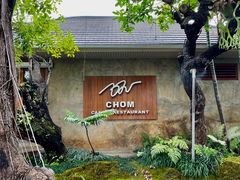 -Chom Cafe and Restaurant