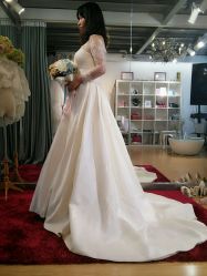 -LANYI COUTURE高级婚纱礼服改衣店